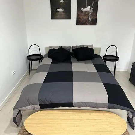 Apartamento 3 Min Da Av Liberdade - Remodelado Appartamento Braga