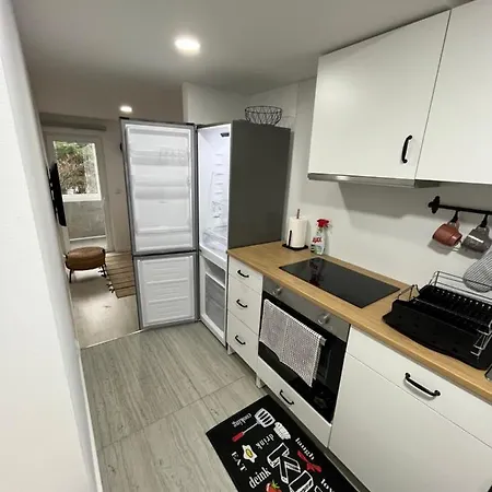 Apartamento 3 Min Da Av Liberdade - Remodelado *